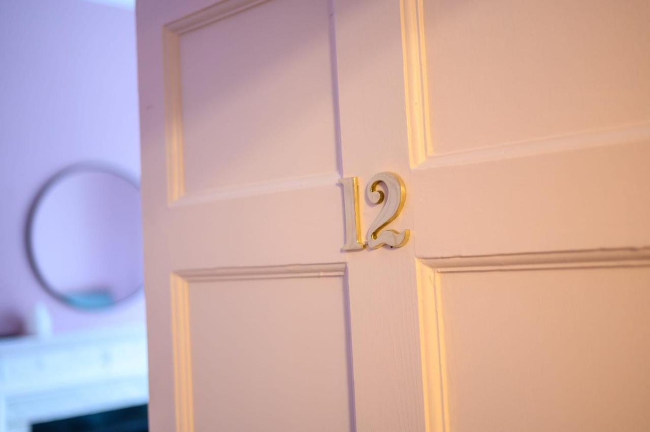 City Centre First Floor Family Suite Edinburgh Bagian luar foto