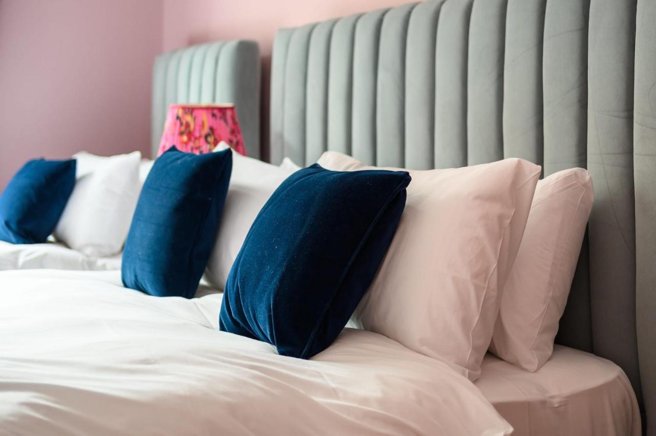 City Centre First Floor Family Suite Edinburgh Bagian luar foto