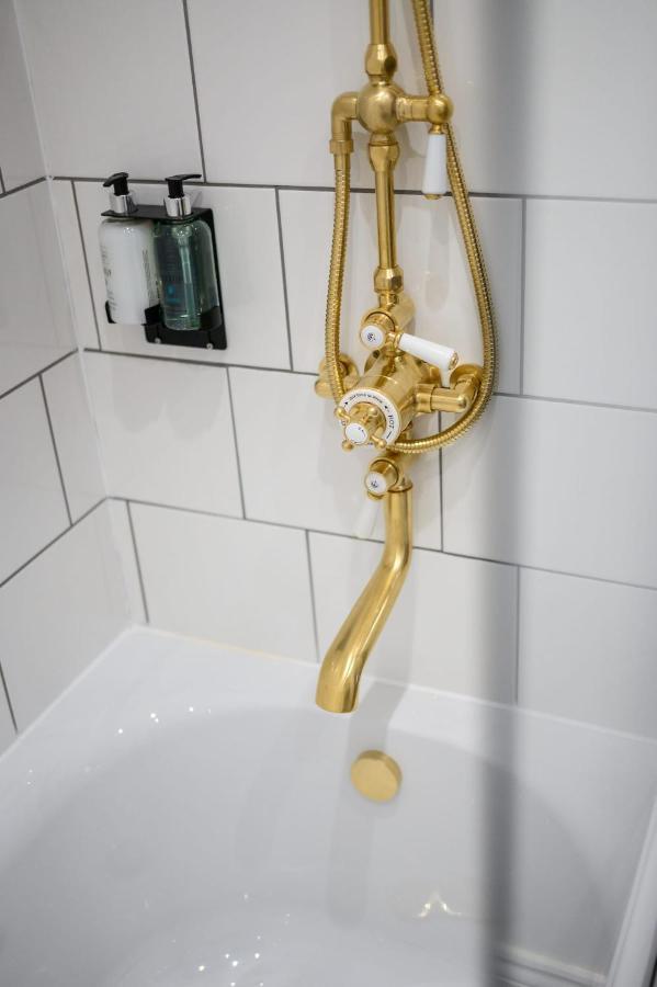 City Centre First Floor Family Suite Edinburgh Bagian luar foto